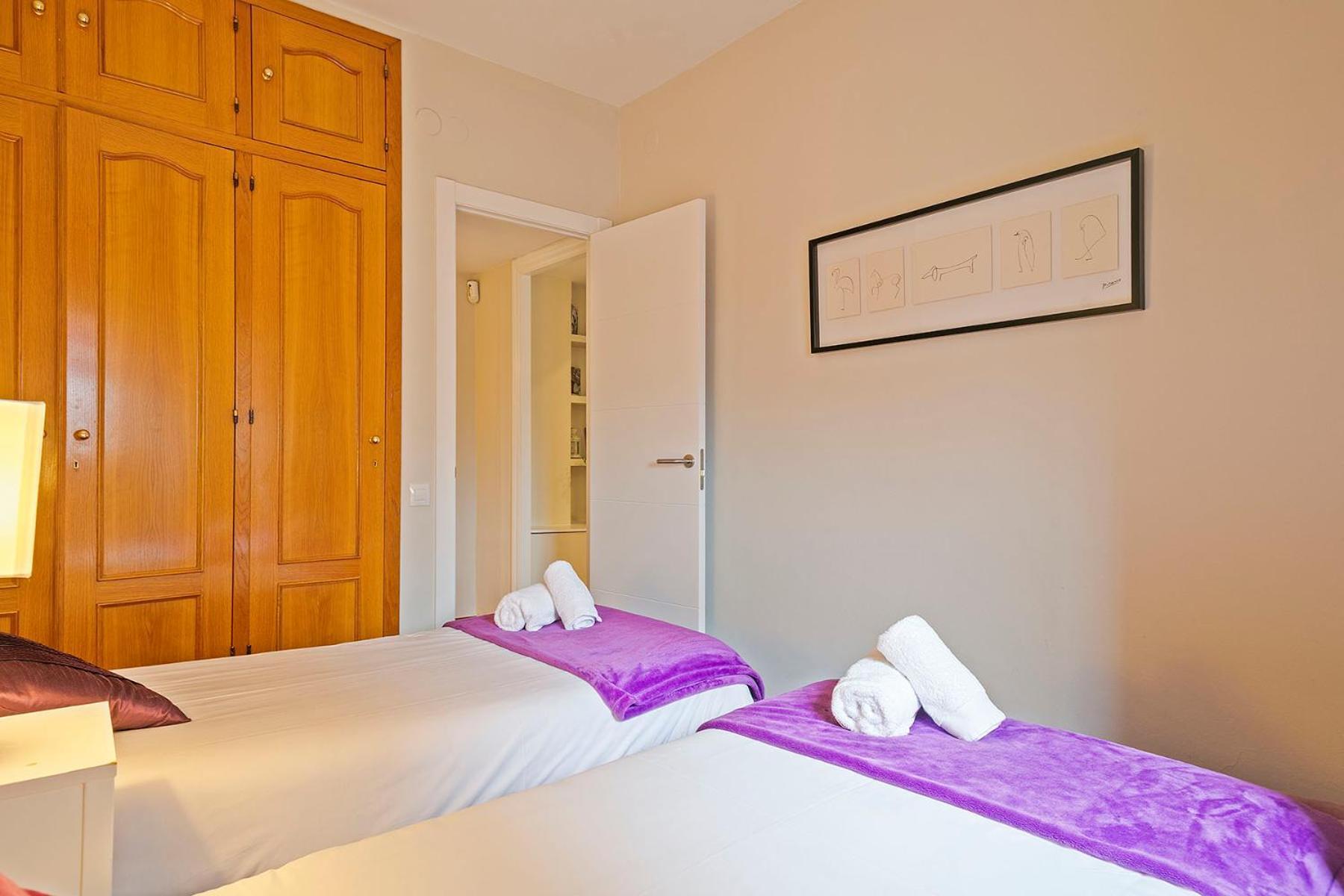 Sarria Attic Apartment บาร์เซโลนา ภายนอก รูปภาพ